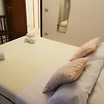 La Plaja 아파트 체팔루